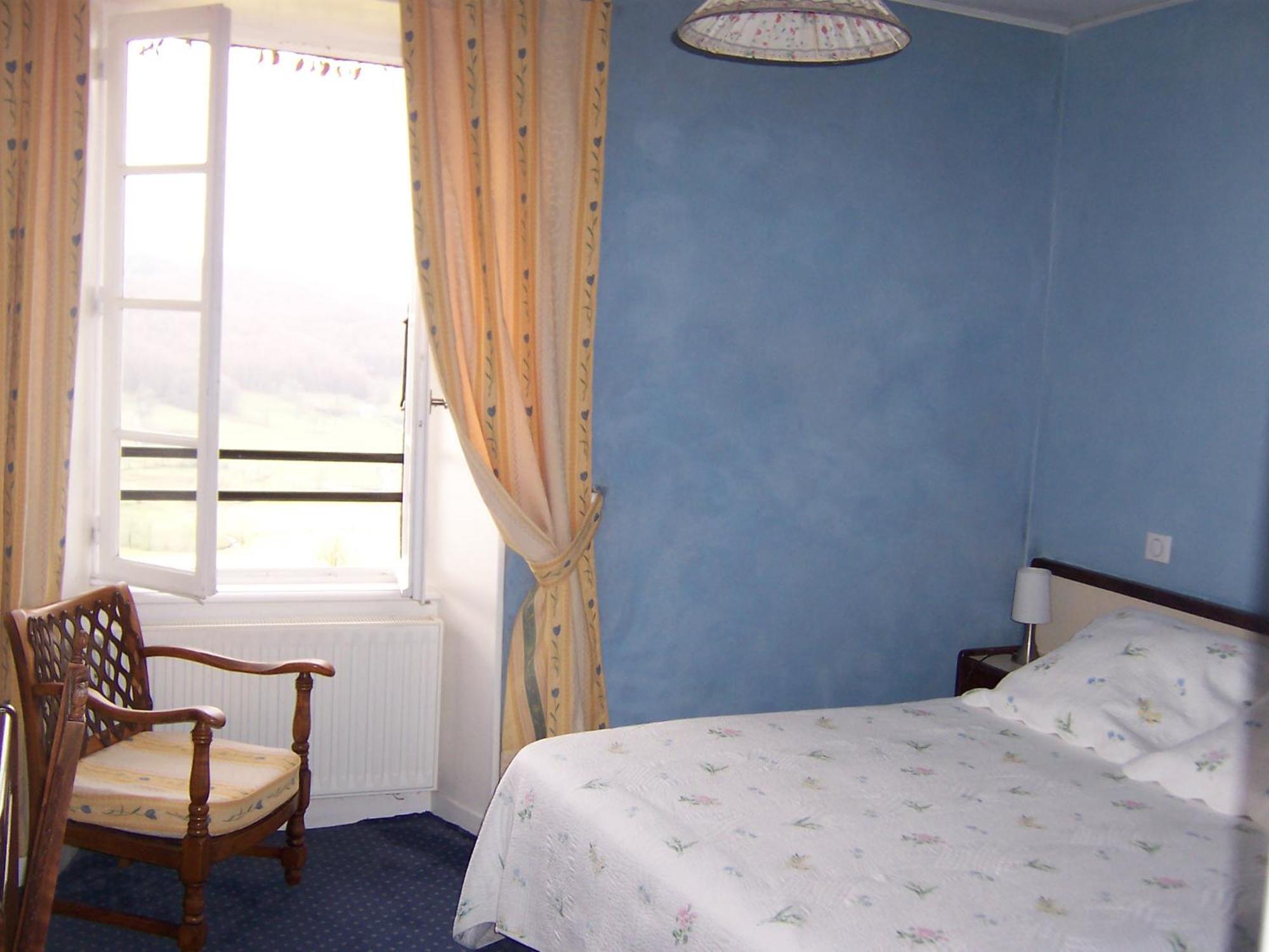 Auberge Hotel De Tournemire - Cantal Eksteriør bilde